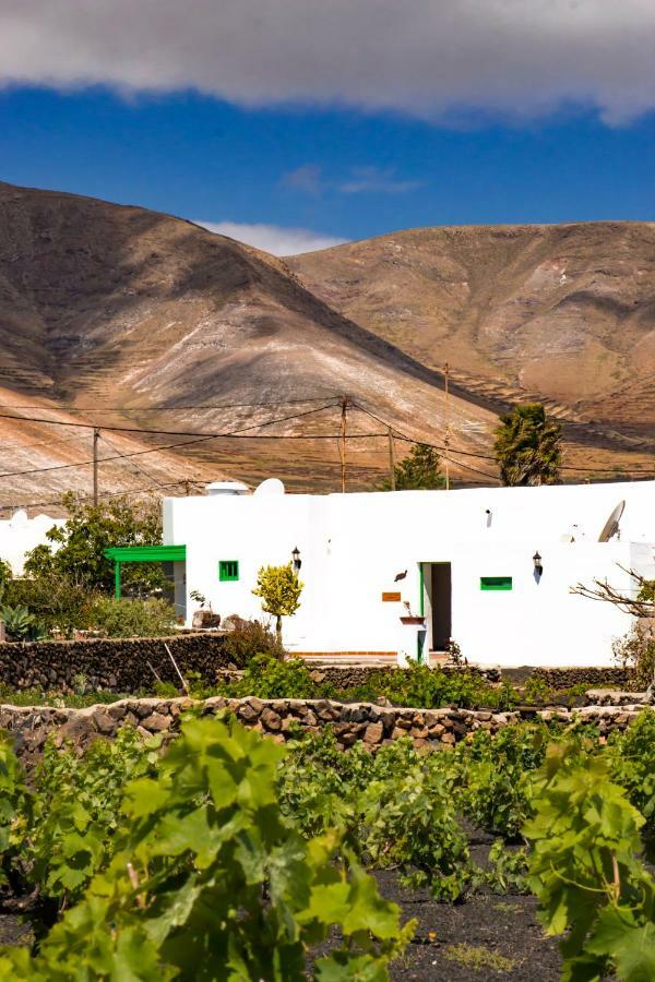 Hostal Casa Mi Tio Perico Mala Exterior foto