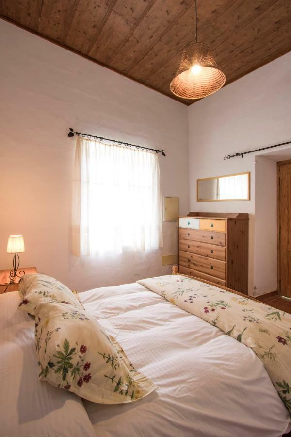 Hostal Casa Mi Tio Perico Mala Exterior foto