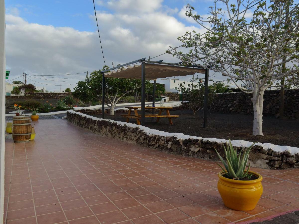 Hostal Casa Mi Tio Perico Mala Exterior foto